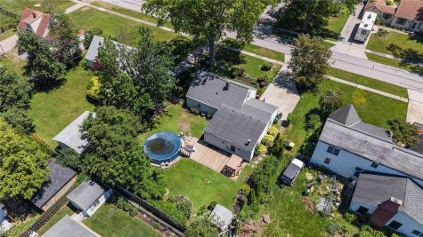 154 Fairfield Road Avon Lake OH 44012