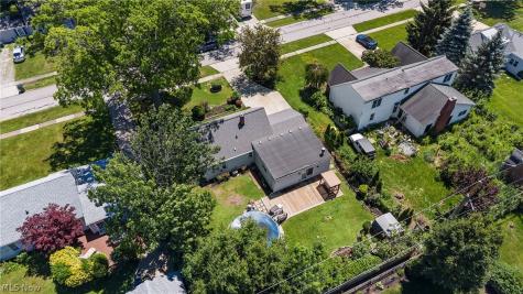 154 Fairfield Road Avon Lake OH 44012