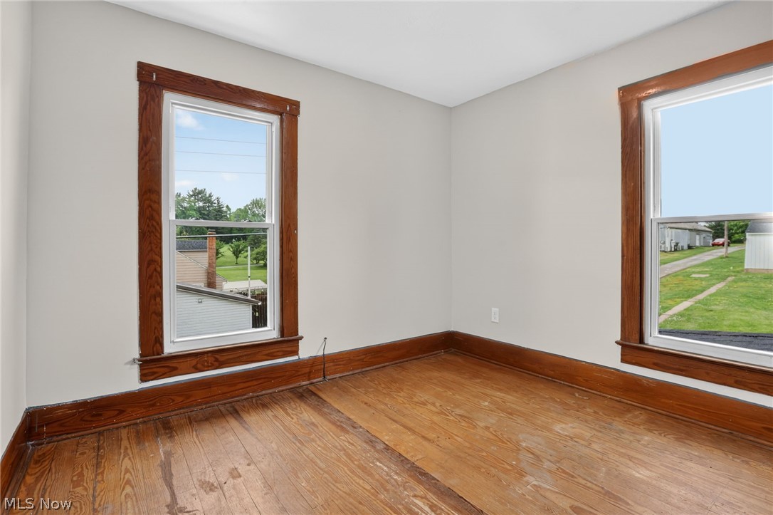 204 N Market Street Somerset OH 43783
