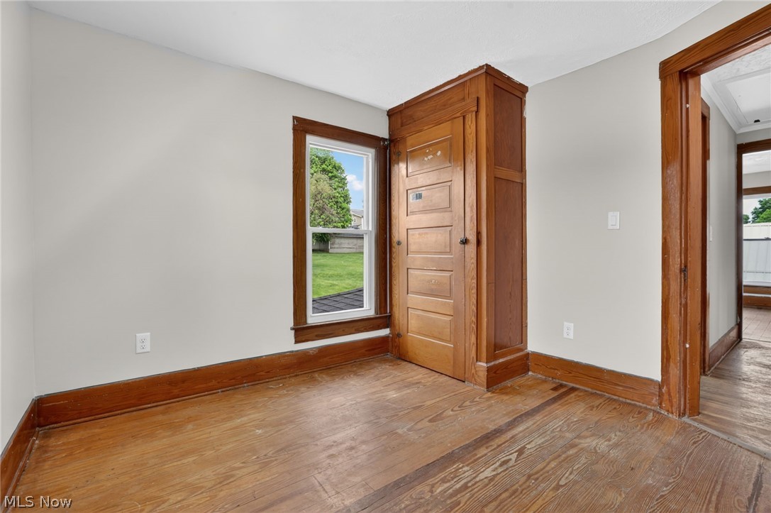 204 N Market Street Somerset OH 43783