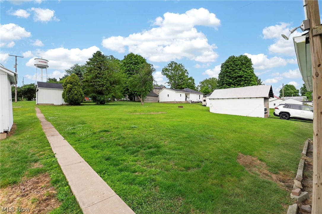 204 N Market Street Somerset OH 43783