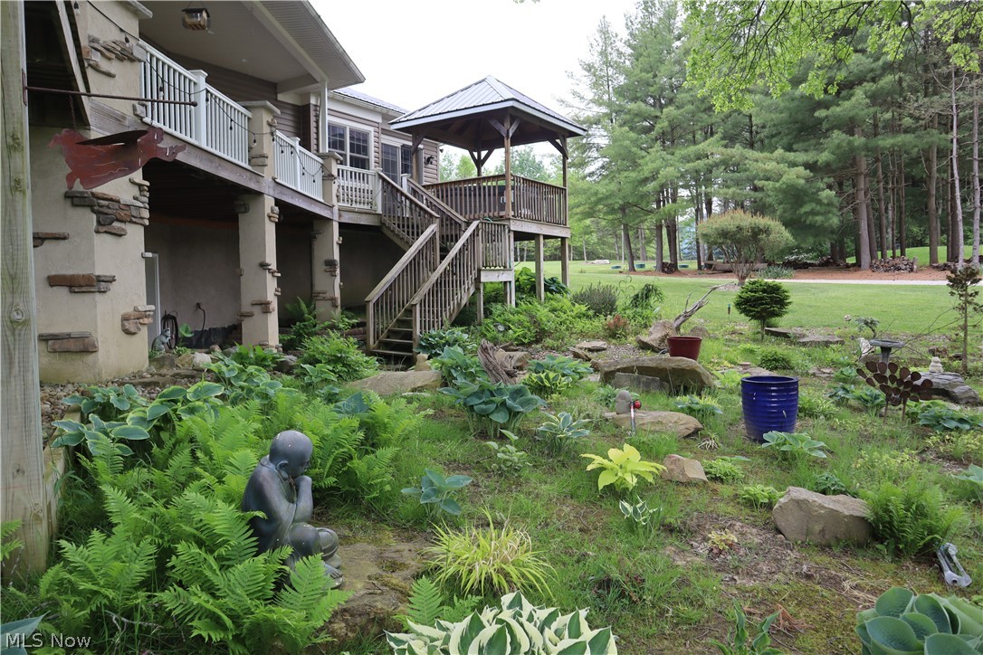7509 Girdle Road West Farmington OH 44491
