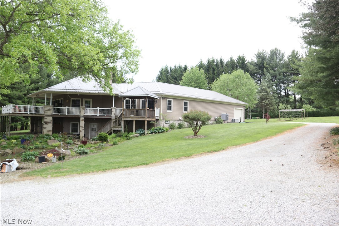 7509 Girdle Road West Farmington OH 44491