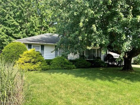 443 Lansing Road Akron OH 44312