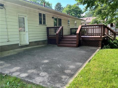 443 Lansing Road Akron OH 44312