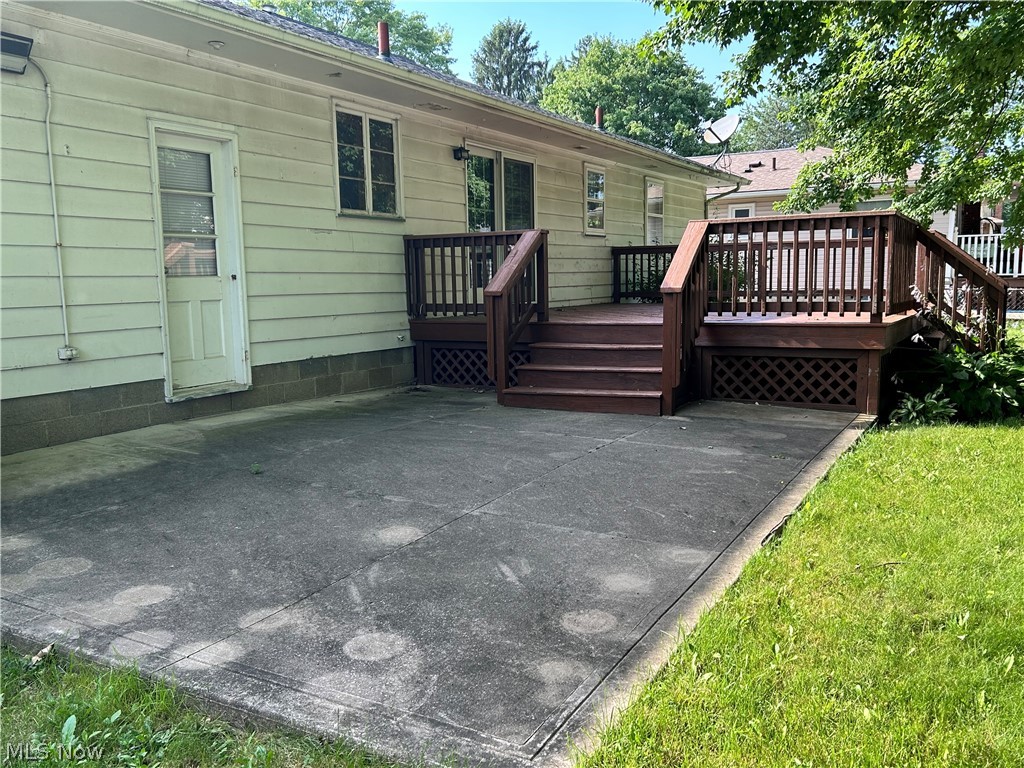 443 Lansing Road Akron OH 44312