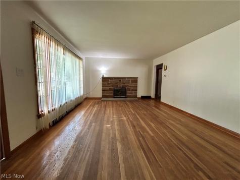 443 Lansing Road Akron OH 44312