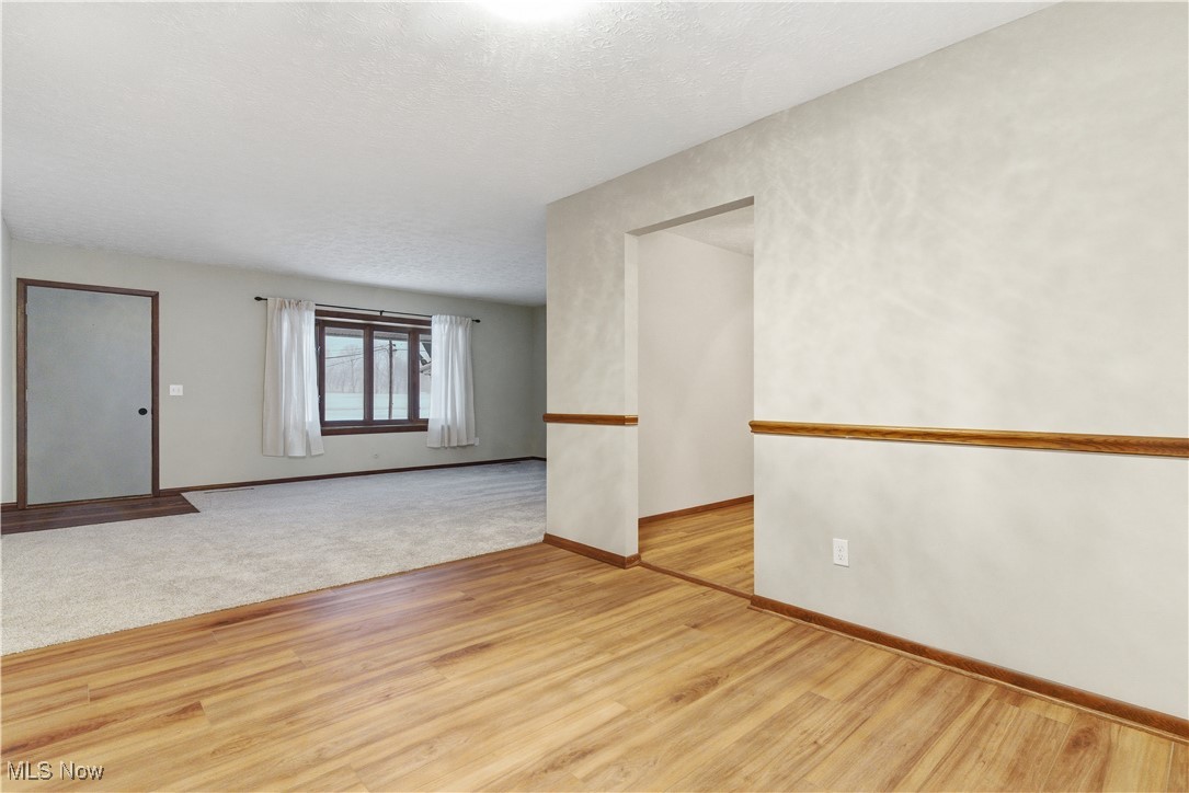 3212 Foxmoor Street NE Hartville OH 44632