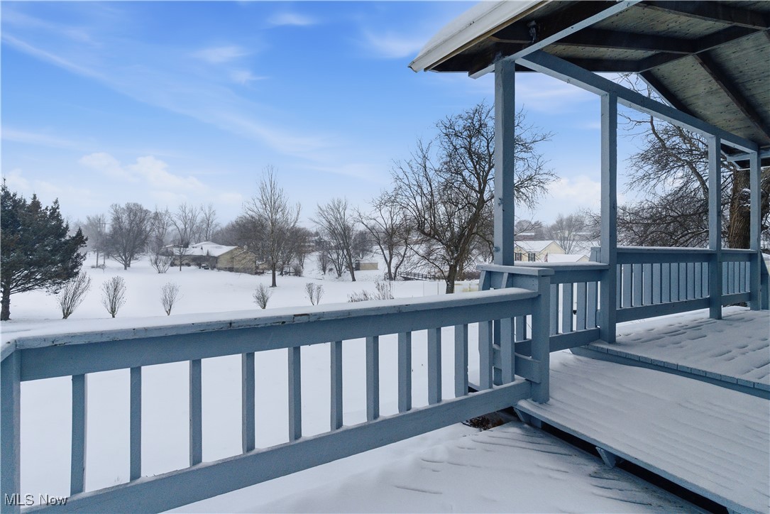 3212 Foxmoor Street NE Hartville OH 44632