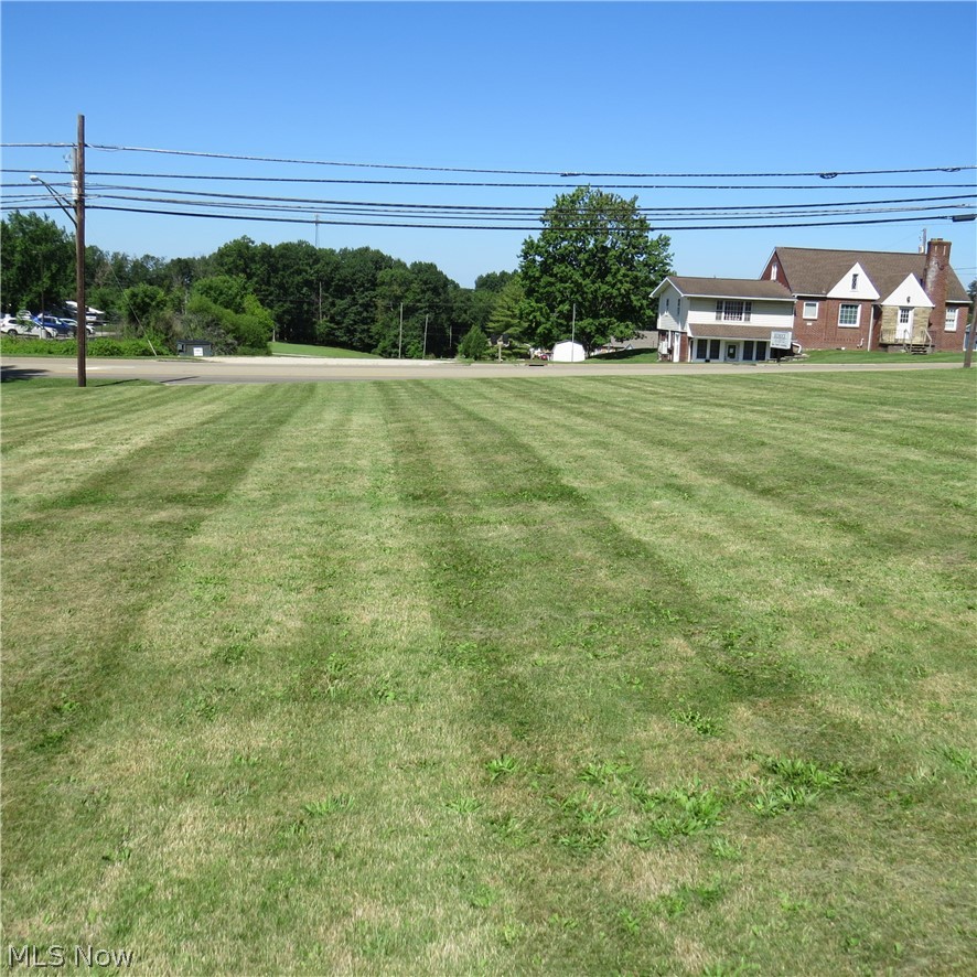818 Canton Road NW Carrollton OH 44615