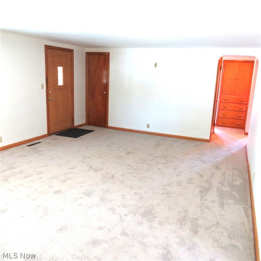 818 Canton Road NW Carrollton OH 44615