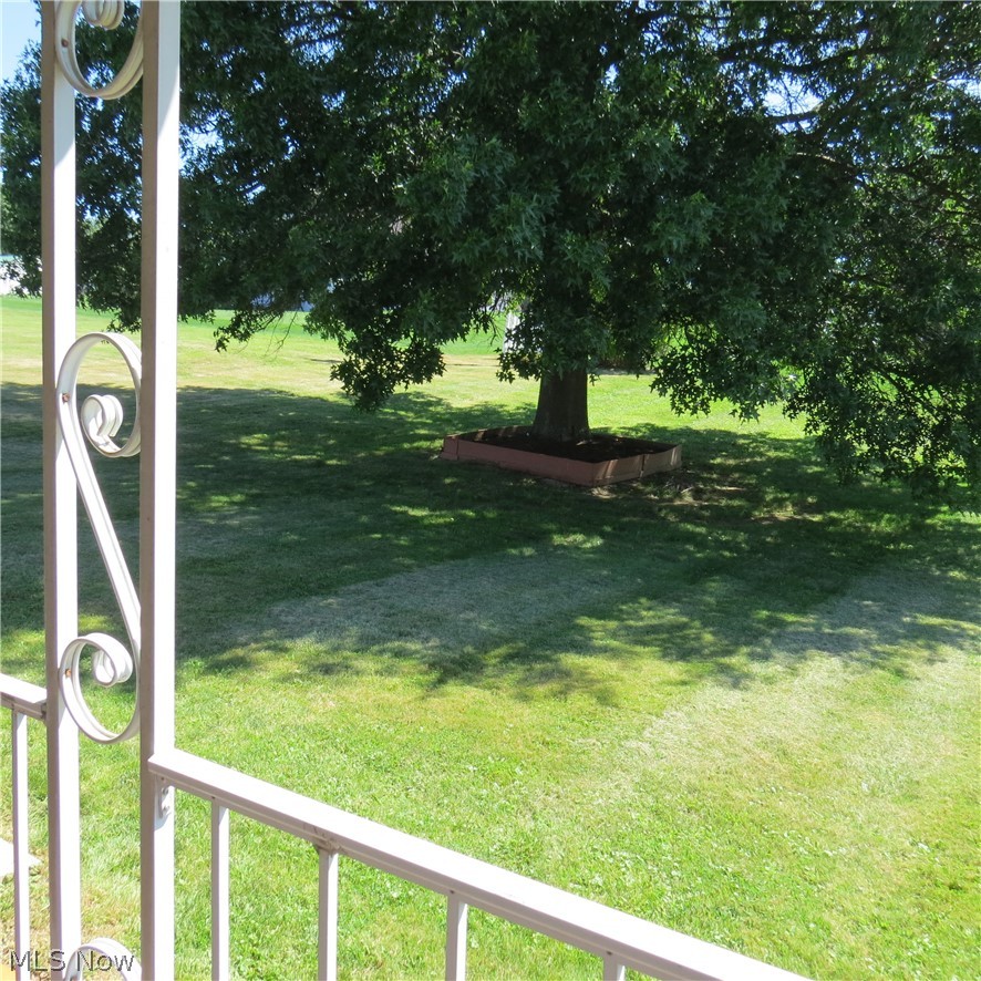 818 Canton Road NW Carrollton OH 44615