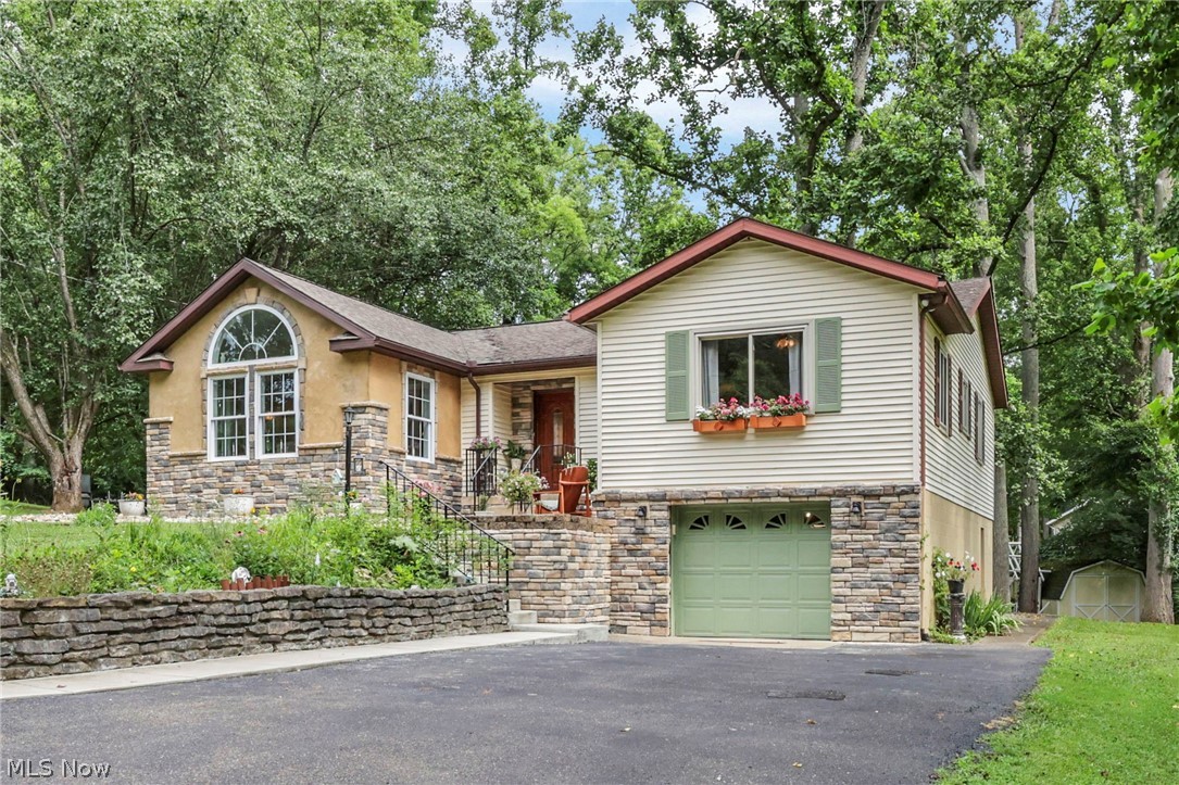 225 Sebaugh Drive Zanesville OH 43701
