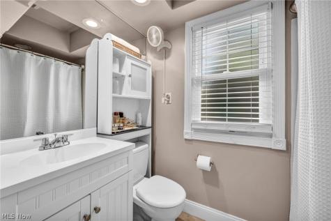 24103 Bruce Road Bay Village OH 44140