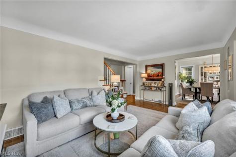 24103 Bruce Road Bay Village OH 44140