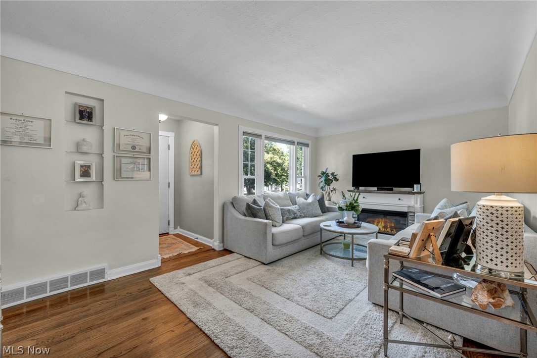 24103 Bruce Road Bay Village OH 44140