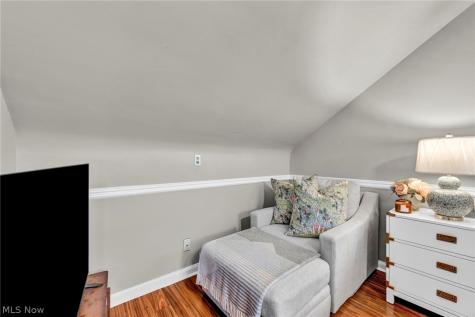 24103 Bruce Road Bay Village OH 44140