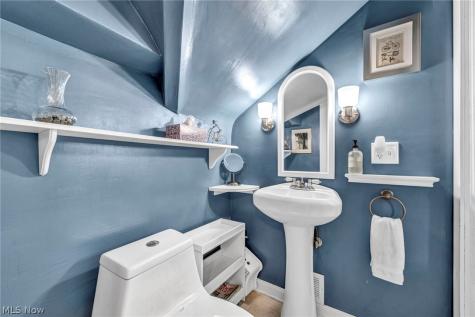 24103 Bruce Road Bay Village OH 44140