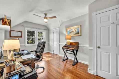 24103 Bruce Road Bay Village OH 44140