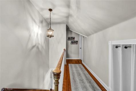 24103 Bruce Road Bay Village OH 44140