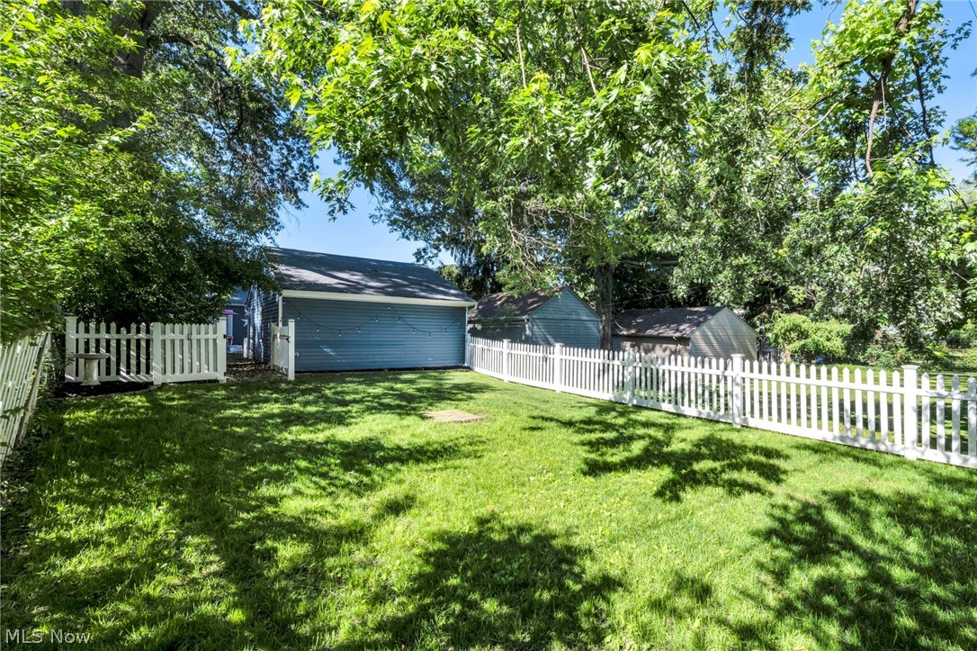 24103 Bruce Road Bay Village OH 44140