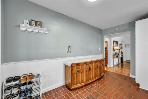 24103 Bruce Road Bay Village OH 44140