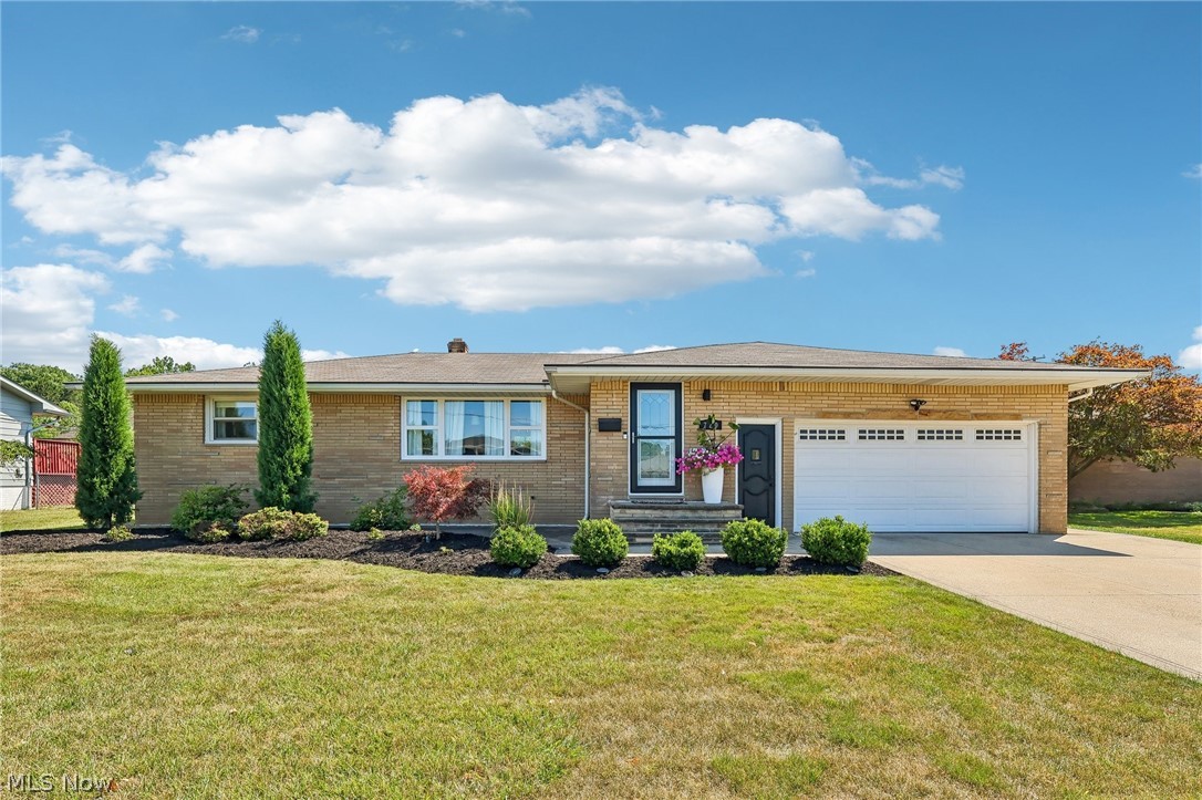 720 Longridge Drive Seven Hills OH 44131