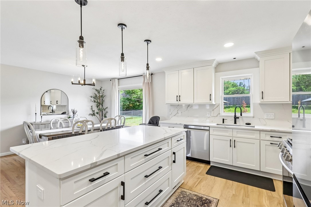 720 Longridge Drive Seven Hills OH 44131