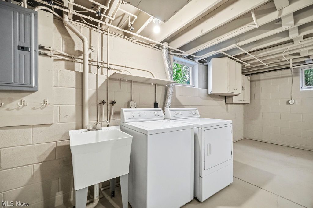8337 Vera Drive Brecksville OH 44141