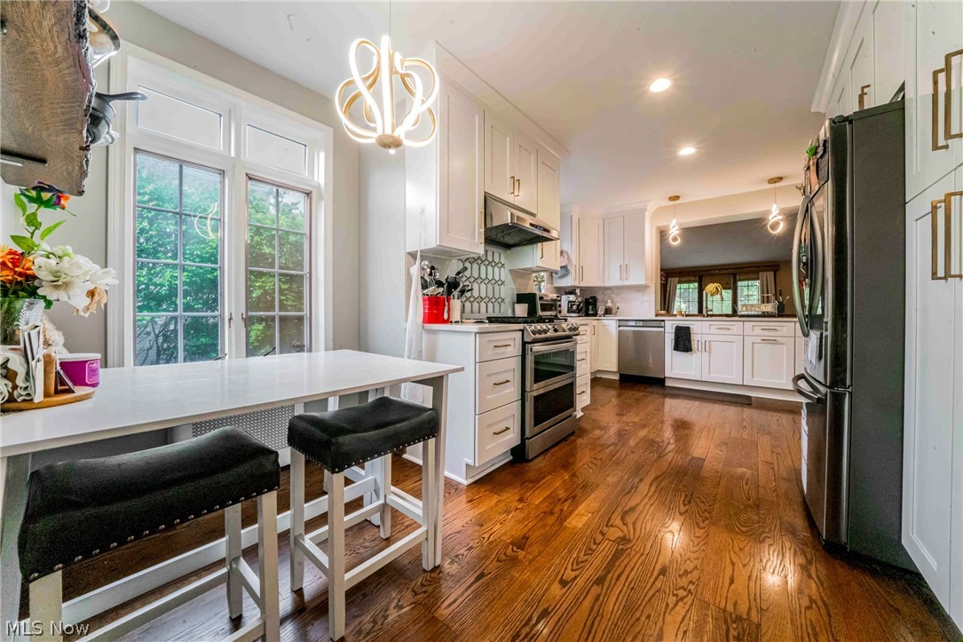 2677 Belvoir Boulevard Shaker Heights OH 44122