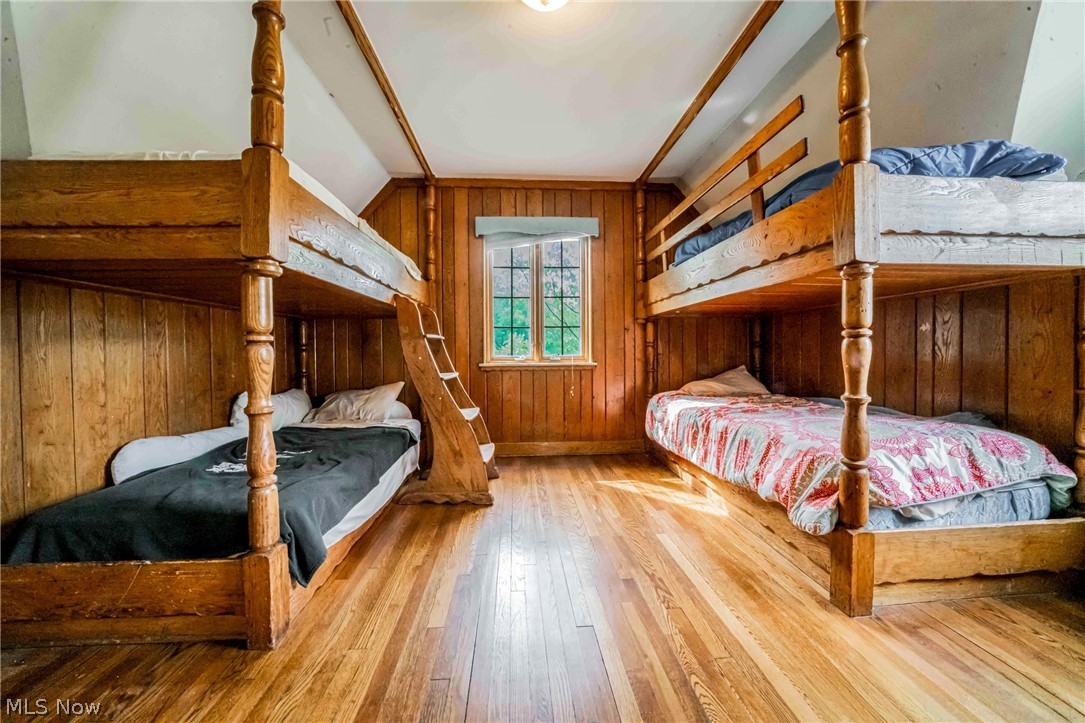 2677 Belvoir Boulevard Shaker Heights OH 44122