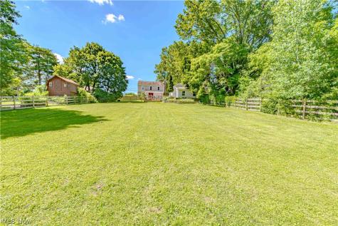 637 Killian Road Coventry OH 44319