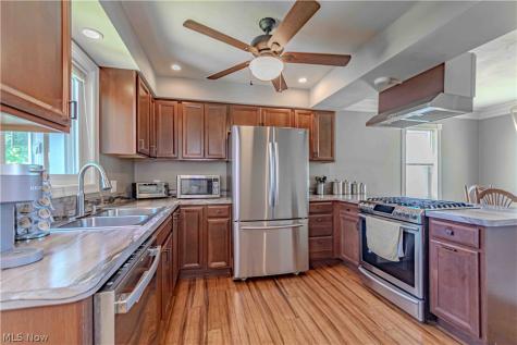 637 Killian Road Coventry OH 44319