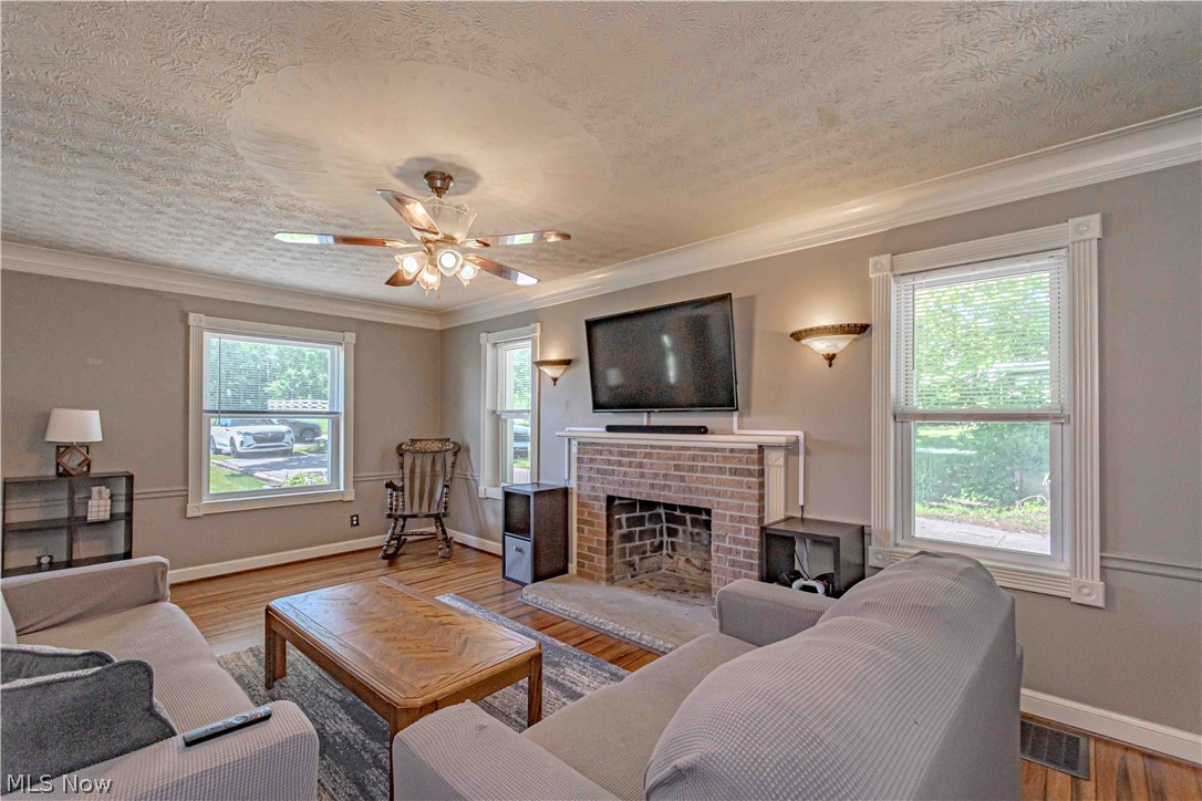 637 Killian Road Coventry OH 44319