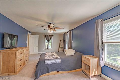 637 Killian Road Coventry OH 44319