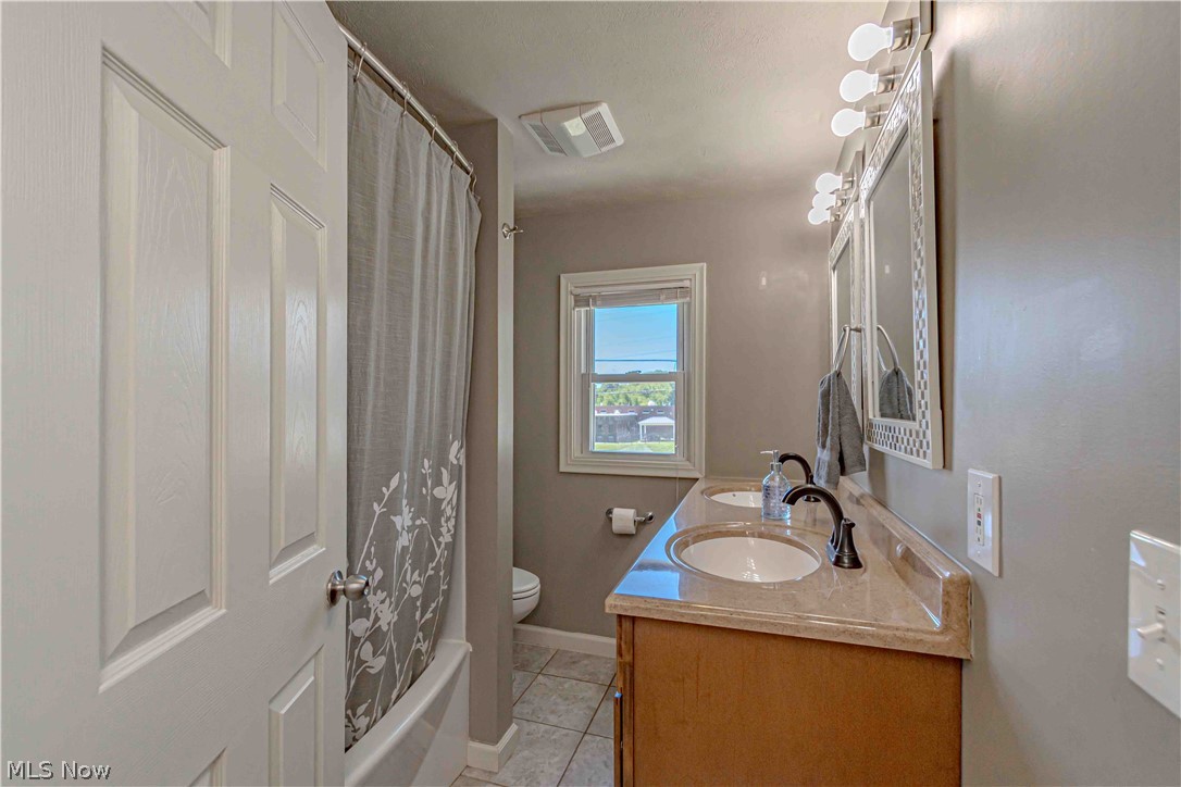 637 Killian Road Coventry OH 44319