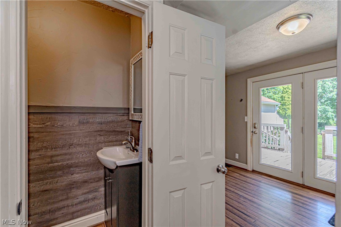 637 Killian Road Coventry OH 44319