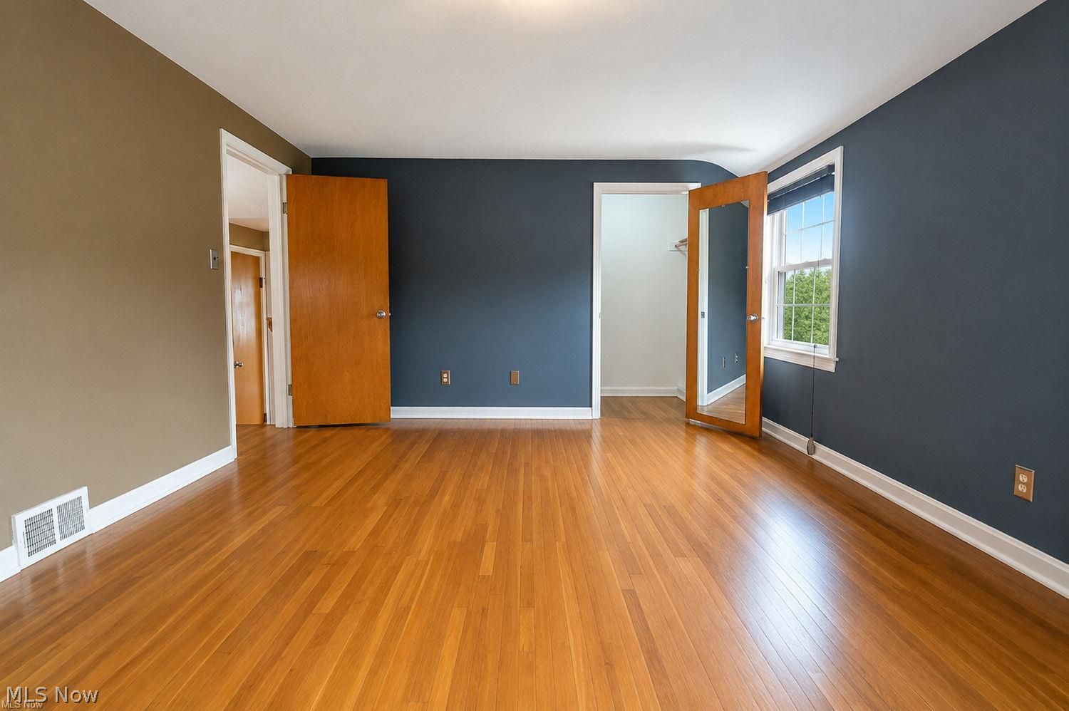 5192 Case Avenue Lyndhurst OH 44124