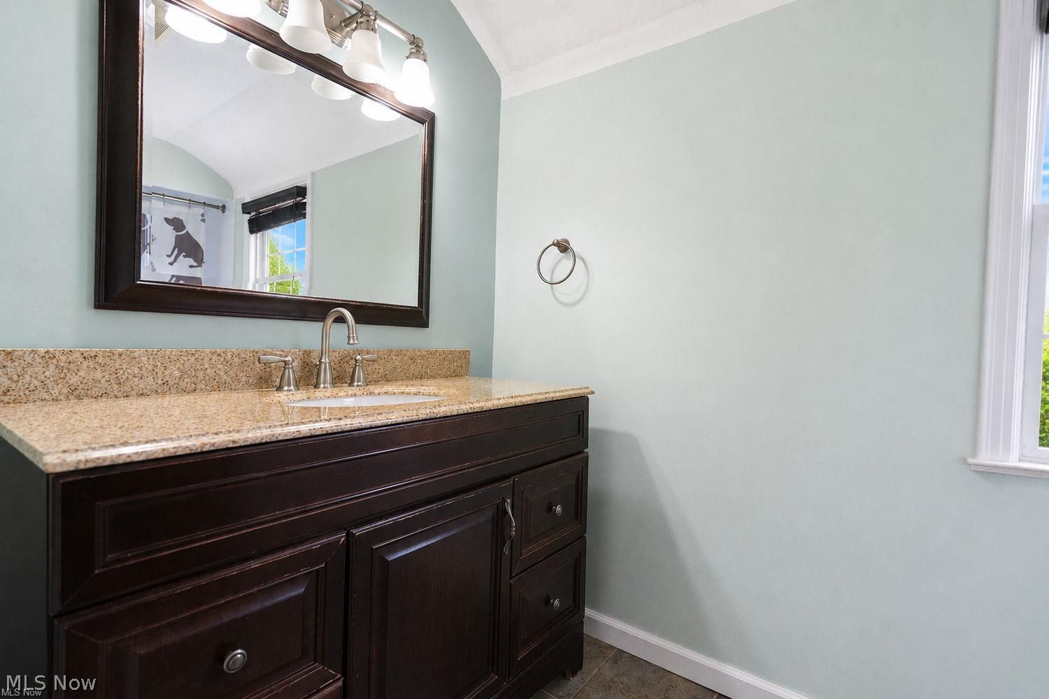 5192 Case Avenue Lyndhurst OH 44124