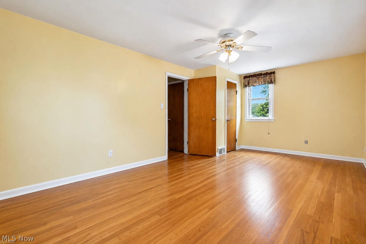 5192 Case Avenue Lyndhurst OH 44124