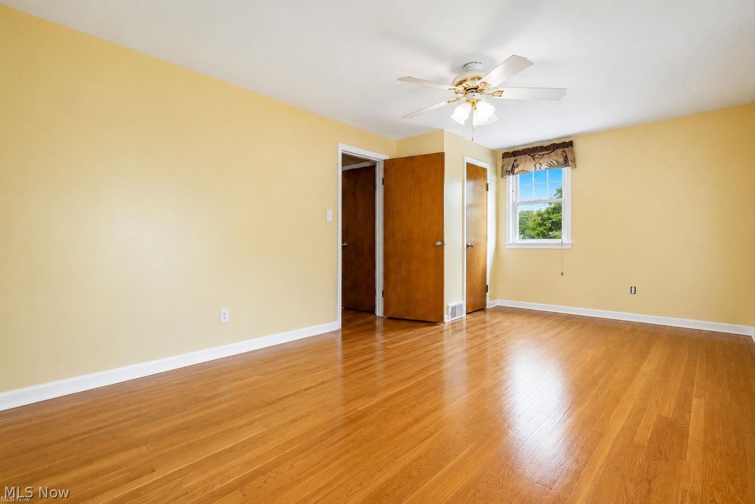 5192 Case Avenue Lyndhurst OH 44124