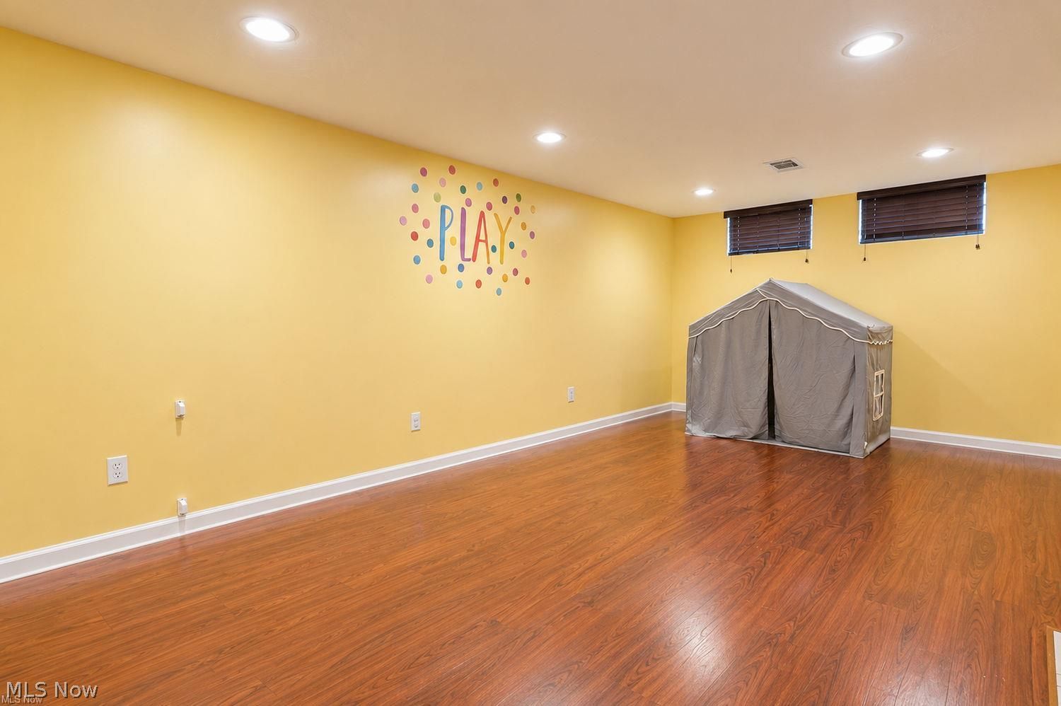 5192 Case Avenue Lyndhurst OH 44124