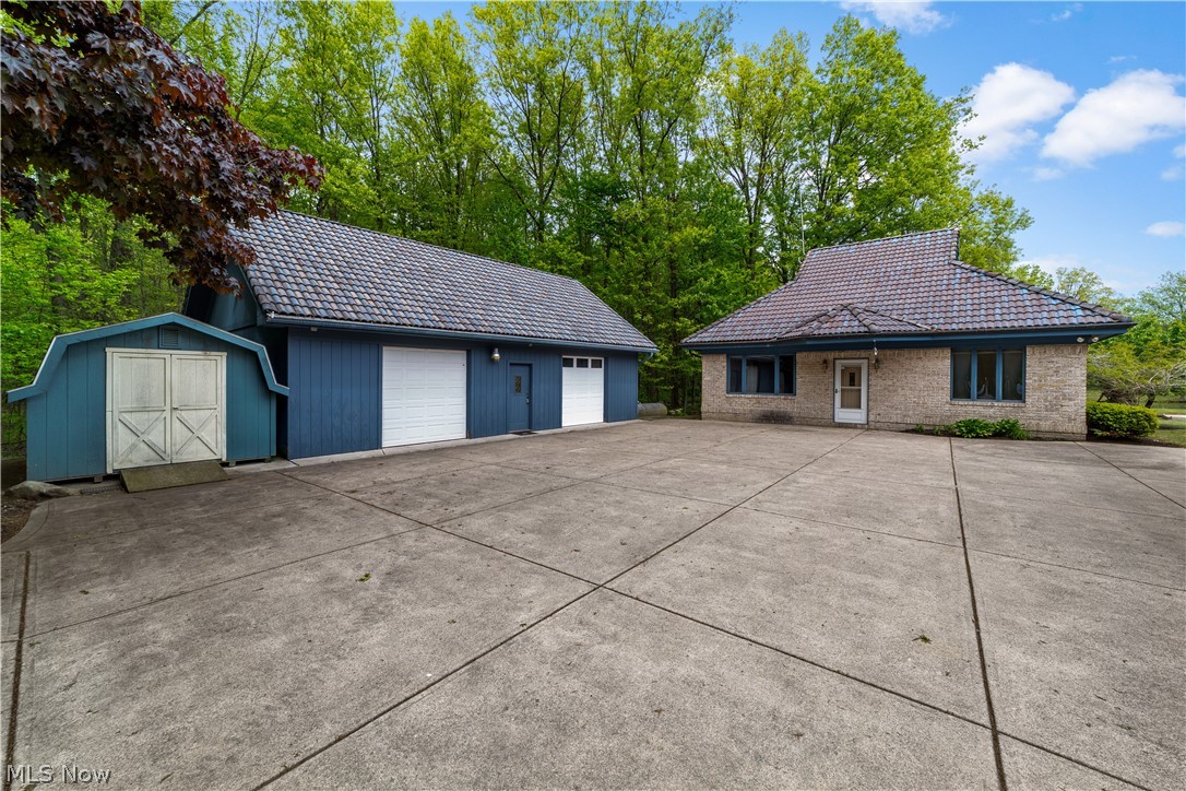 36900 Chester Road Avon OH 44011