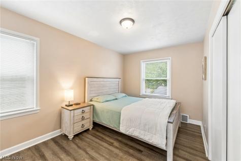 29306 Oakdale Road Willowick OH 44095