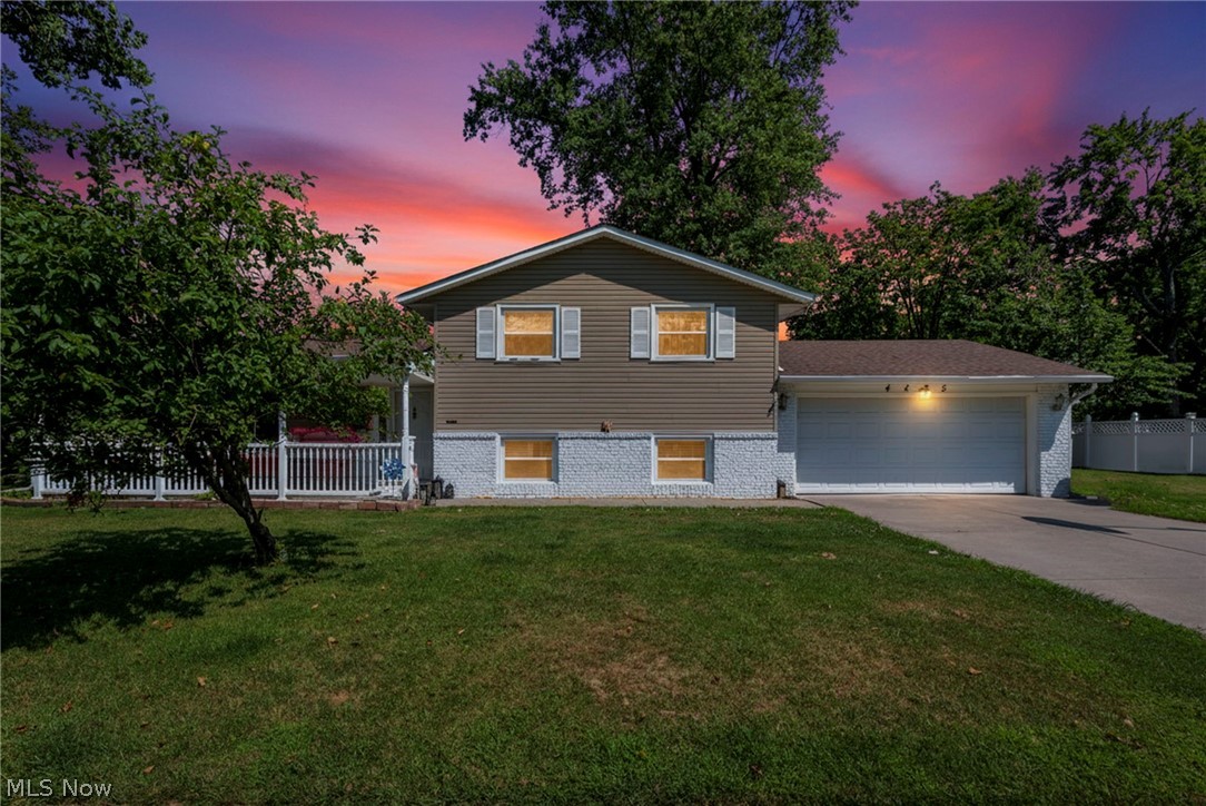 4425 Queen Anne Avenue Lorain OH 44052