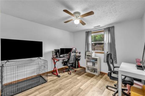 4425 Queen Anne Avenue Lorain OH 44052