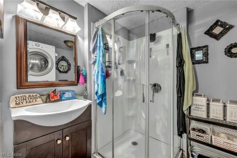 4425 Queen Anne Avenue Lorain OH 44052