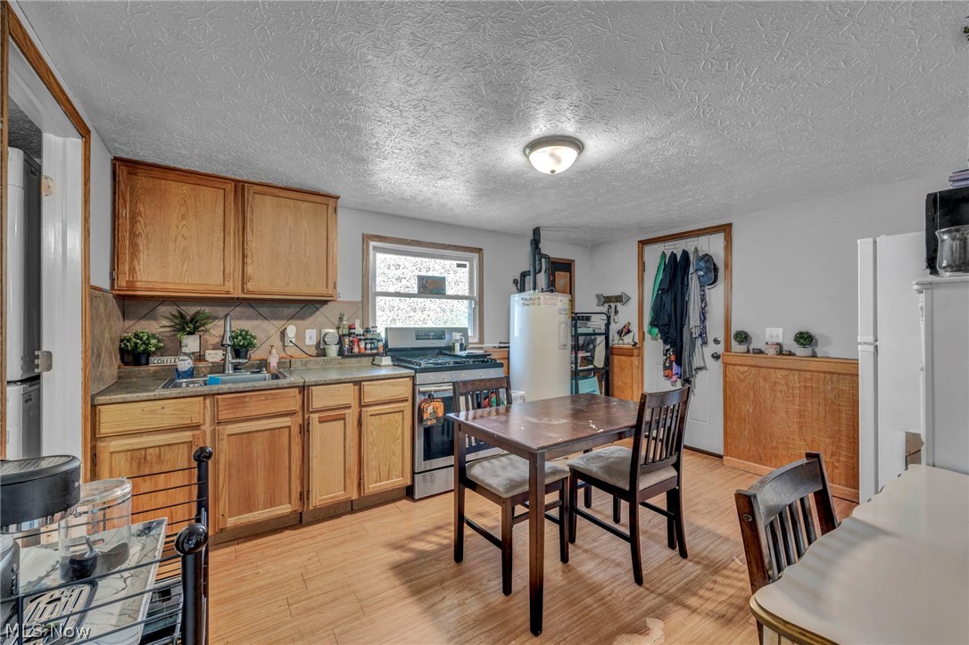 4425 Queen Anne Avenue Lorain OH 44052
