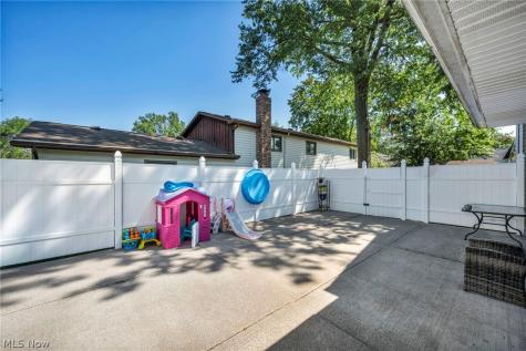 4425 Queen Anne Avenue Lorain OH 44052