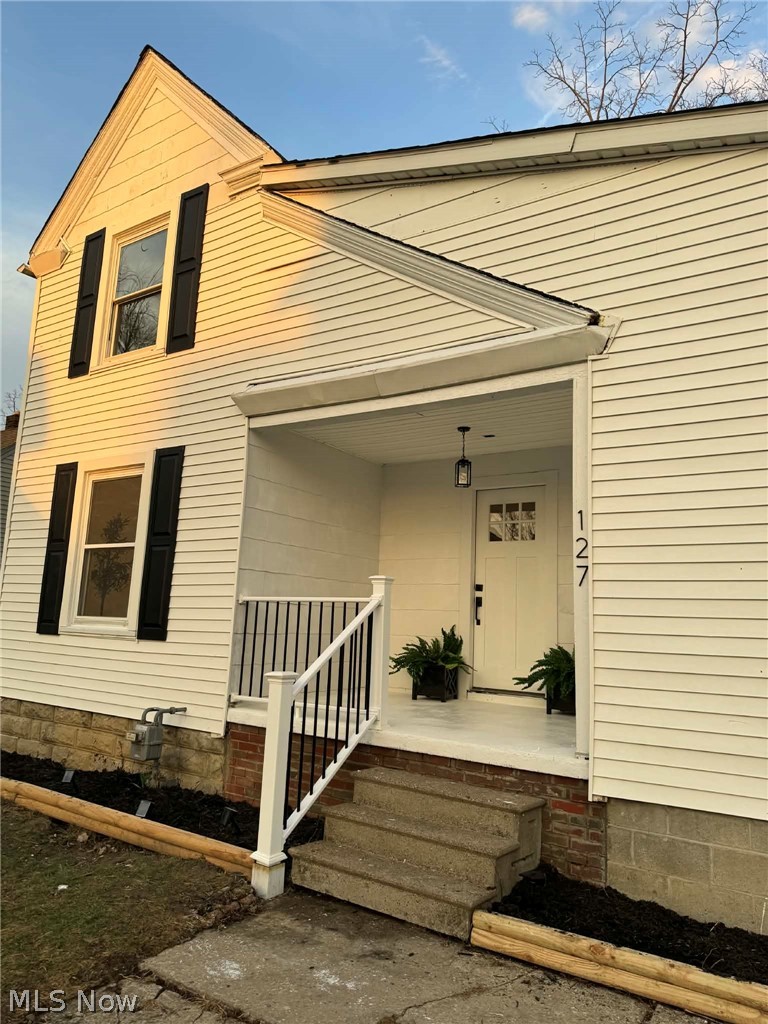 127 Beebe Avenue Elyria OH 44035
